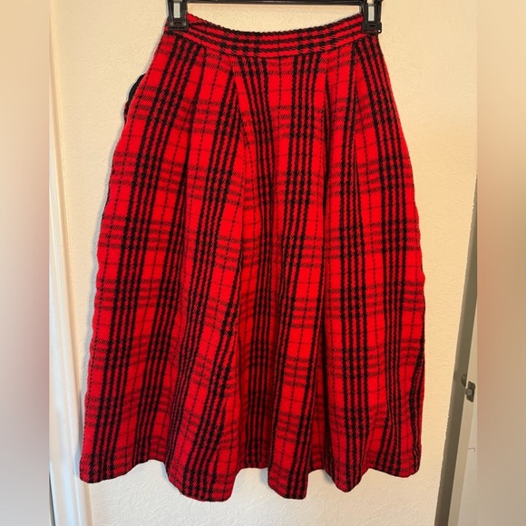 CHRISTIAN DIOR Separates Vintage Pure Wool Red Plaid Midi Skirt Womens 6 Pleated - Picture 5 of 7